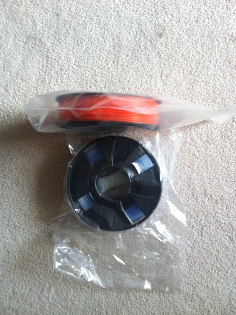 MakerBot Replicator 2-재료